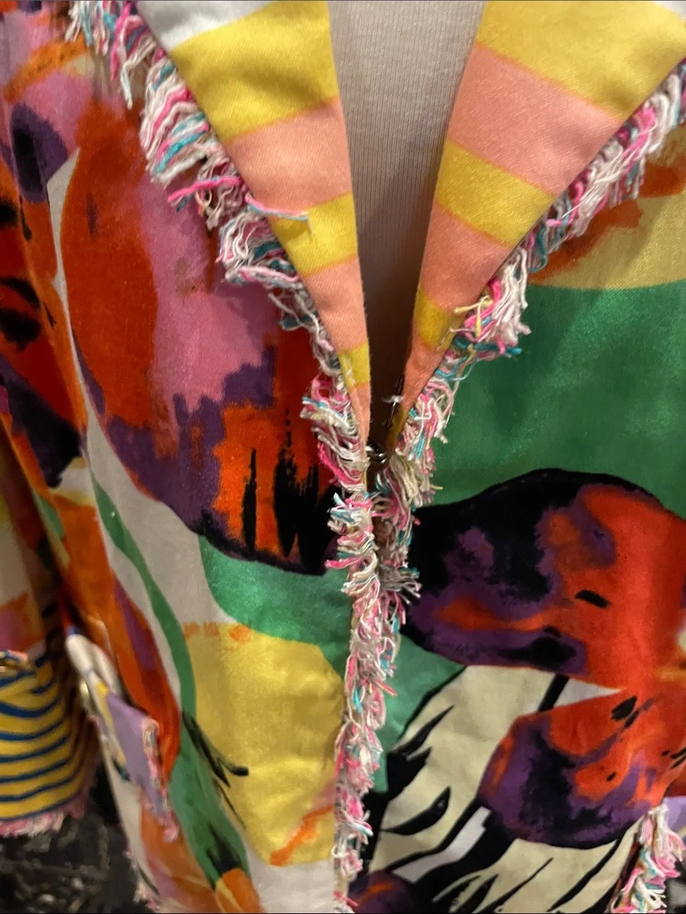 berek Vibrant Multicolor Floral Fringe Blazer - Picture 4 of 11